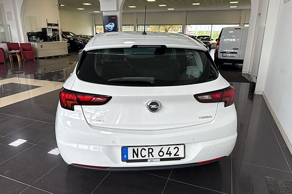 Opel Astra 5 of 8
