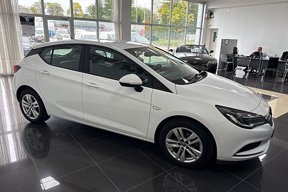 Opel Astra 6 of 8
