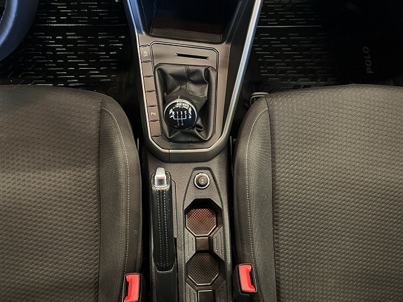 Volkswagen Polo 15 of 24