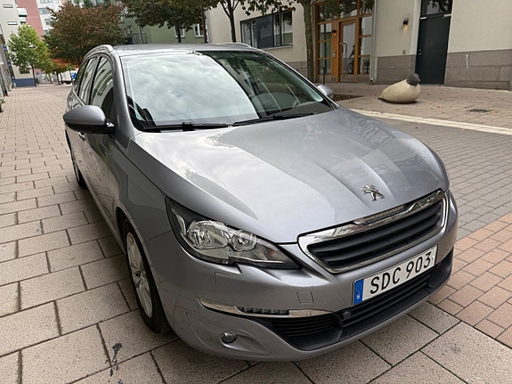 Peugeot 308 SW 3 of 21