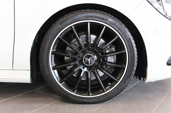 Mercedes-Benz CLA220 d 11 of 16