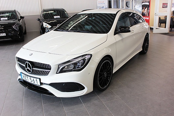 Mercedes-Benz CLA220 d 10 of 16