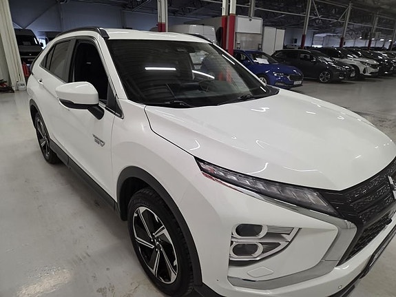 Mitsubishi Eclipse Cross 3 of 10