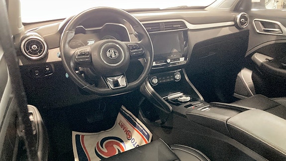 MG ZS EV 4 of 9