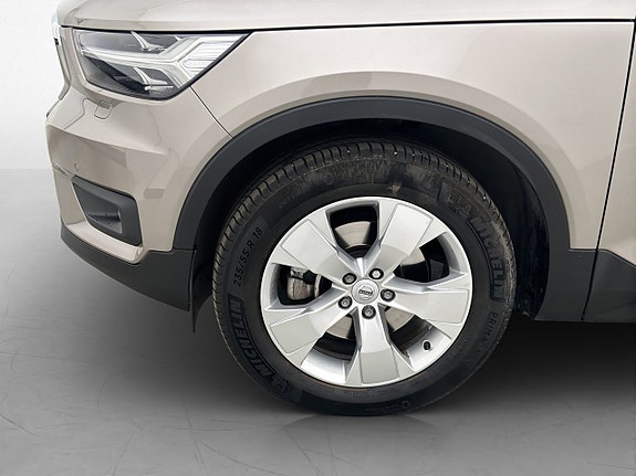 Volvo XC40 29 of 30