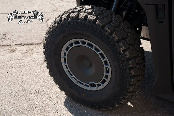 CFMOTO UFORCE EV6 -26 3 of 10