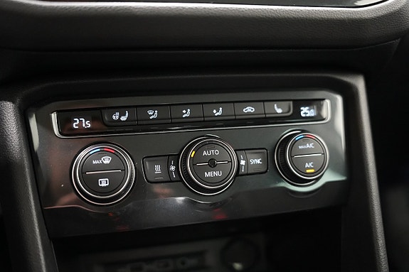 Volkswagen Tiguan 13 of 23