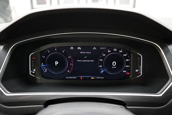 Volkswagen Tiguan 11 of 23