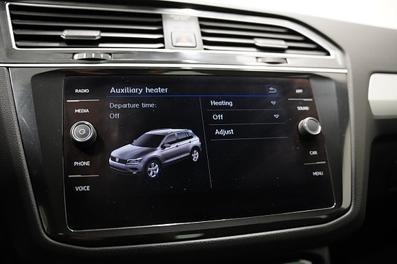 Volkswagen Tiguan 15 of 23