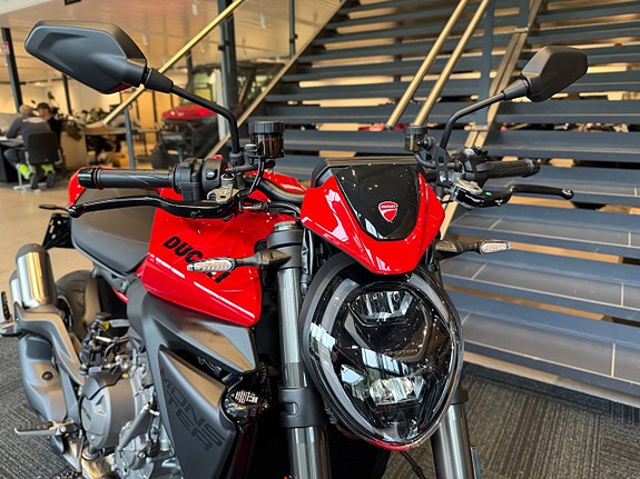 Ducati Monster V2+ *HÖSTDEAL* + Vinterförvaring 7 of 10