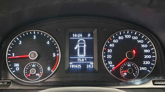 Volkswagen Caddy 13 of 15