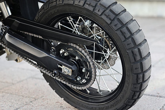 Yamaha TÉNÉRÉ 700 13 of 14