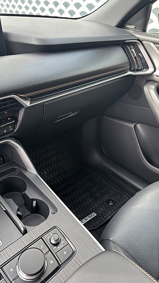 Mazda CX-80 20 of 30