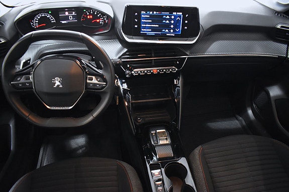 Peugeot 208 9 of 16