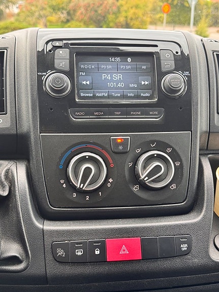 Peugeot Boxer 13 of 16
