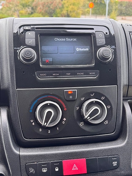 Peugeot Boxer 15 of 16