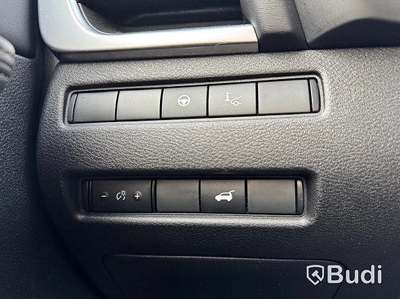 Nissan X-Trail 14 of 27