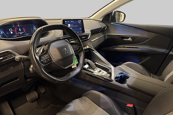 Peugeot 3008 8 of 15