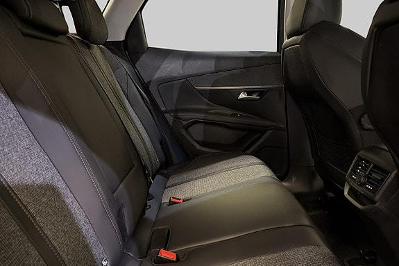 Peugeot 3008 5 of 15
