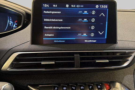 Peugeot 3008 14 of 15