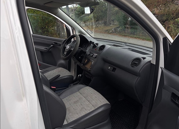 Volkswagen Caddy 4 of 6