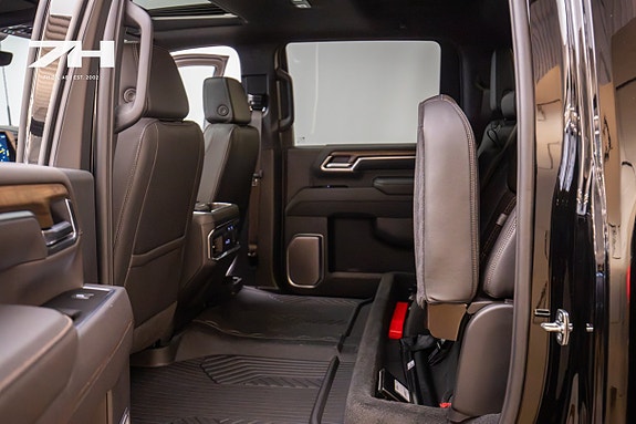 Chevrolet Silverado 2500 18 of 28