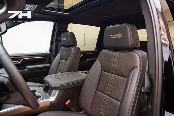 Chevrolet Silverado 2500 14 of 28
