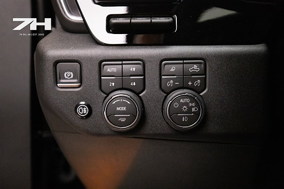 Chevrolet Silverado 2500 25 of 28