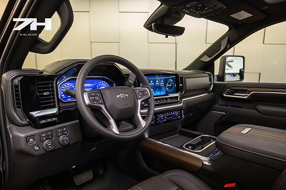 Chevrolet Silverado 2500 6 of 28