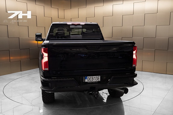 Chevrolet Silverado 2500 28 of 28