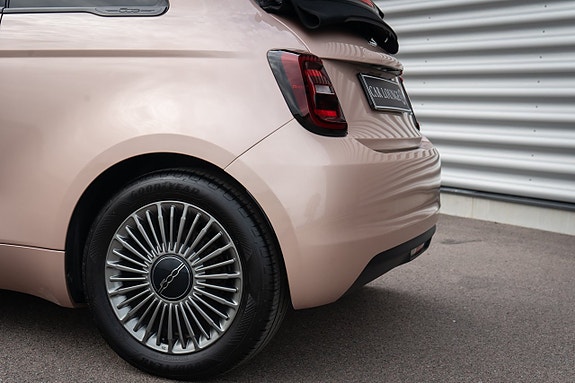 Fiat 500e 12 of 19