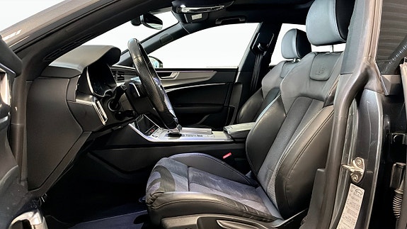 Audi A7 8 of 12