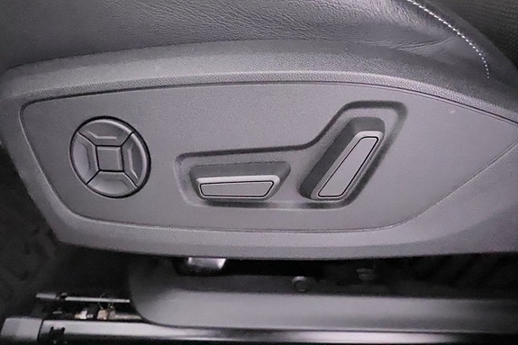 Audi Q4 e-tron 18 of 26