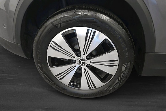 Mercedes-Benz EQA300 11 of 15
