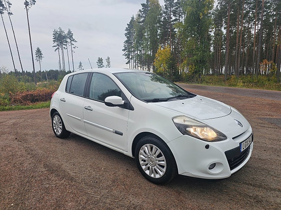 Renault Clio 4 of 7