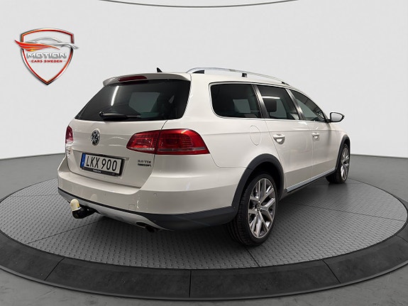 Volkswagen Passat Alltrack 5 of 20