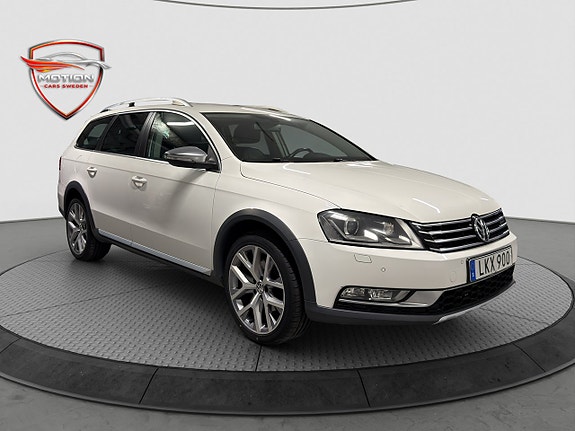 Volkswagen Passat Alltrack 3 of 20