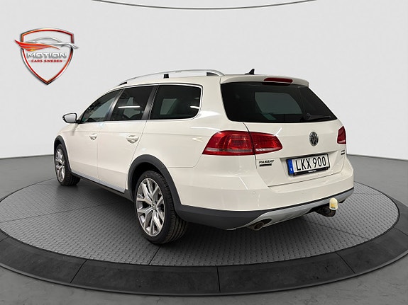 Volkswagen Passat Alltrack 7 of 20