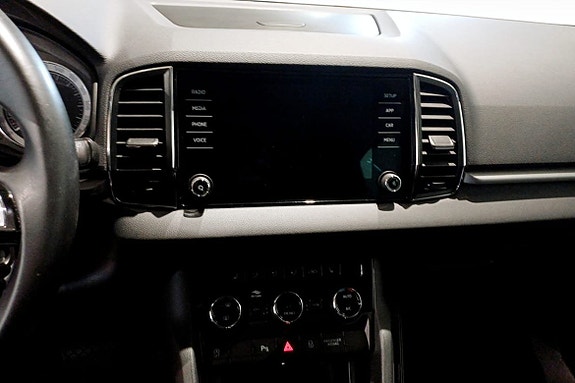 Skoda Karoq 6 of 12