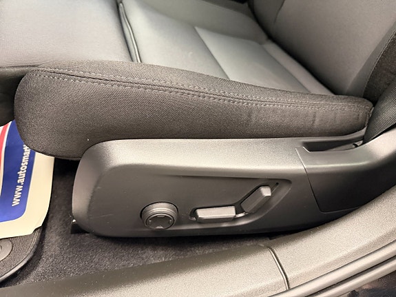 Polestar 2 11 of 29