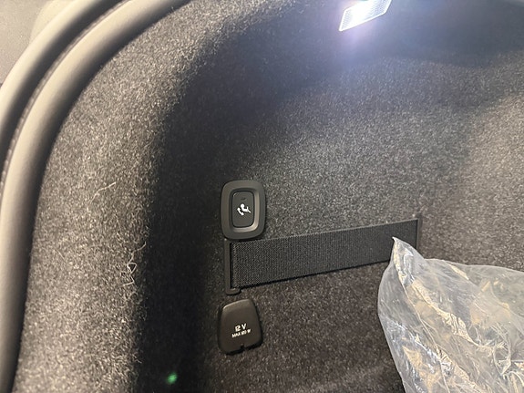 Polestar 2 28 of 29
