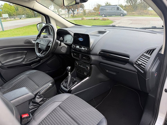 Ford Ecosport 11 of 16
