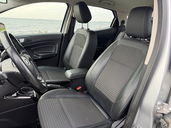 Ford Ecosport 10 of 16
