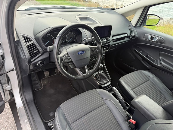 Ford Ecosport 9 of 16