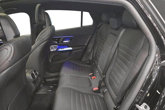 Mercedes-Benz GLC300 e 9 of 16