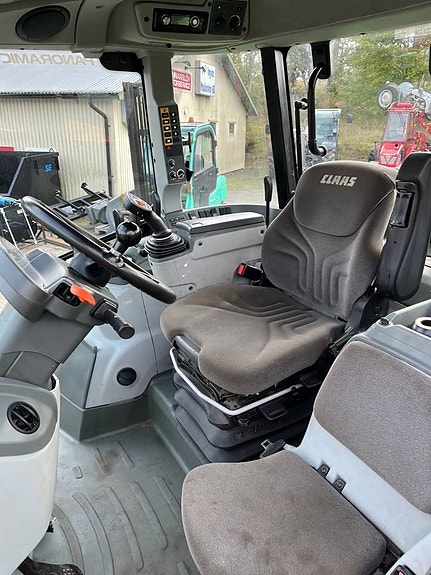Claas Arion 440 6 of 6