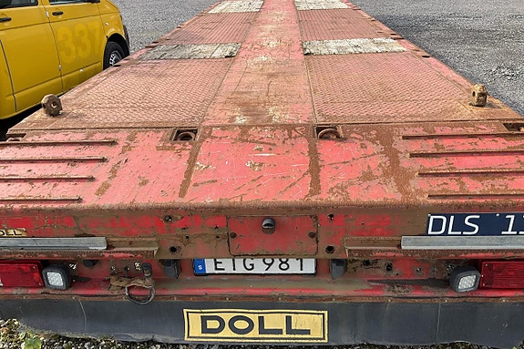 DOLL S3L 6 of 27