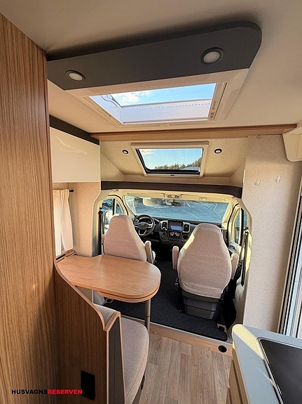 Pilote P 650 GJ 15 of 24