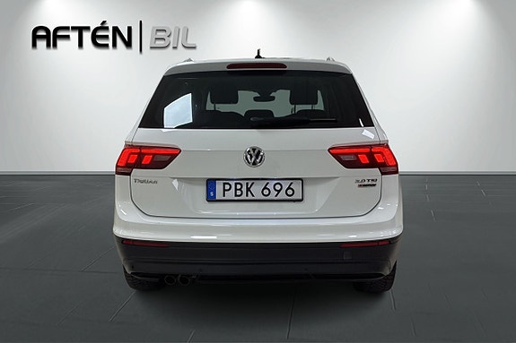 Volkswagen Tiguan 8 of 23