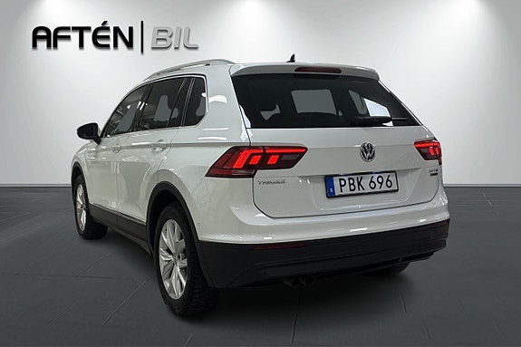 Volkswagen Tiguan 9 of 23